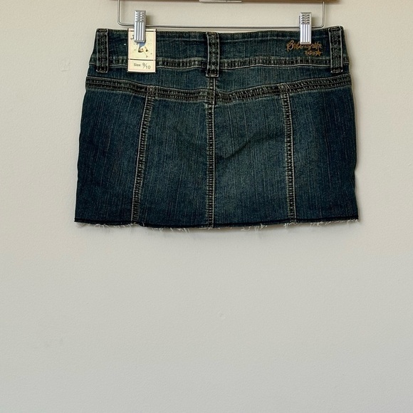NWT! Y2K Bubblegum Mini Jean Skirt - Size 9/10 - Picture 2 of 6